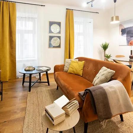 Centrum Art Loft Apartment *